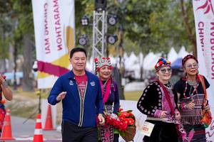 BIB: 
                            <button type="button" onclick="openModal(27888065)" class="btn btn-primary btn-sm float-right btn-popup" data-toggle="modal" data-target=".modal-high-quality">
                        <i class="fas fa-shopping-cart"></i> Add to Cart
                    </button>
                                            <button type="button" onclick="isThisMe(27888065, true)" class="btn btn-success btn-sm float-right btn-popup btn-isme hidden" data-toggle="tooltip" data-placement="bottom" title="นี่คือรูปของคุณใช่ไหม คลิกที่นี่เพื่อเอาเข้าอัลบั้ม">
                        <i class="fas fa-plus"></i> Add to album
                    </button>
                    <button type="button" onclick="isThisMe(27888065, false)" class="btn btn-warning btn-sm float-right btn-popup btn-isnotme hidden">
                        <i class="fas fa-ban"></i> Remove from album
                    </button>